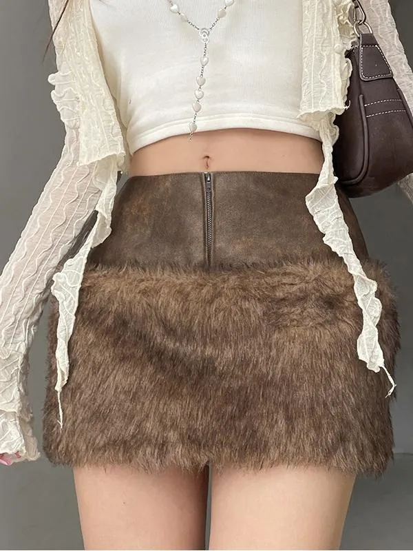 Low-rise Zippered Leather Paneled Fur Skirt